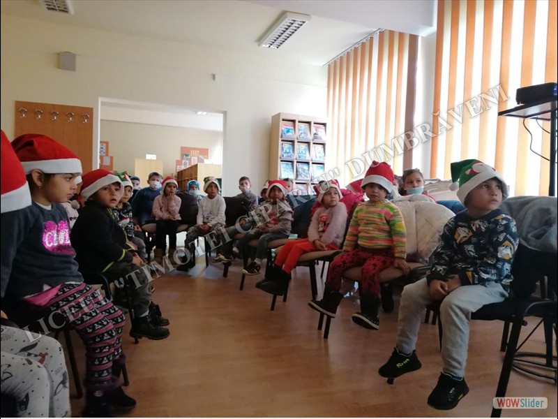 Magia Bradului de Crăciun_003 Magia Bradului de Crăciun_003