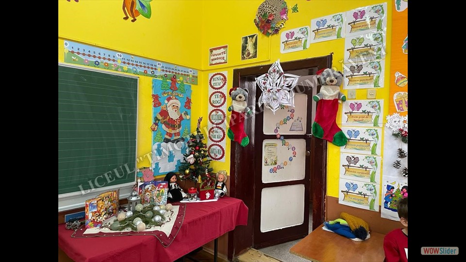 Clasa a-III-a B - Liceul „Timotei Cipariu” Dumbrăveni Clasa a-III-a B - Liceul „Timotei Cipariu” Dumbrăveni