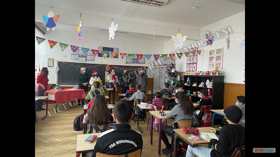 Clasa a-IV-a B - Liceul „Timotei Cipariu” Dumbrăveni Clasa a-IV-a B - Liceul „Timotei Cipariu” Dumbrăveni