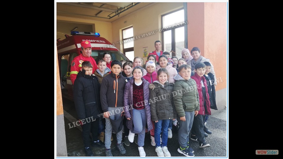 ZIUA PORȚILOR DESCHISE – ISU SIBIU  clasele a III-a B și a V-a B