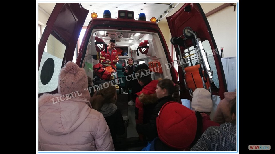 ZIUA PORȚILOR DESCHISE – ISU SIBIU  clasele a III-a B și a V-a B